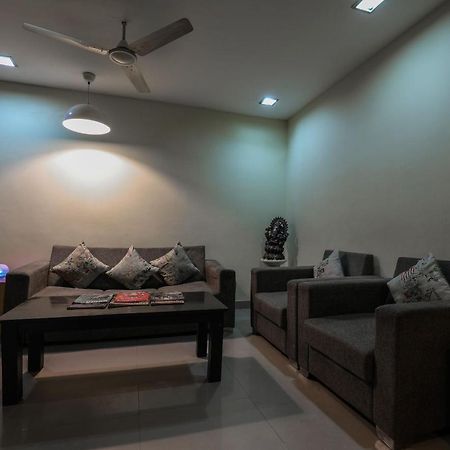 Capital O The City Park Near Nampally Railway Station Hyderabad Exterior photo